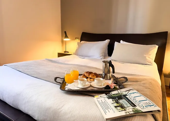 Brera Elegant Steps From Duomo, Montenapoleone, Design & Fashion Week