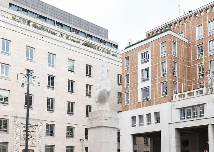 Elegante E Raffinato Bilocale G In Piazza Affari Milan