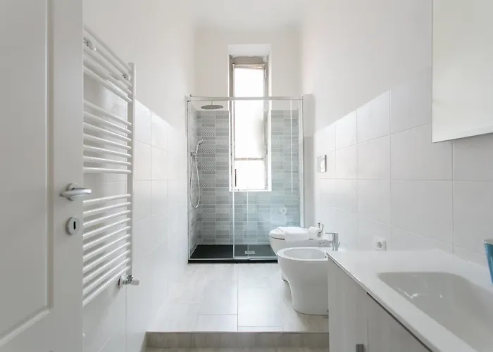 Italianflat - Blue In The Sky * Milan