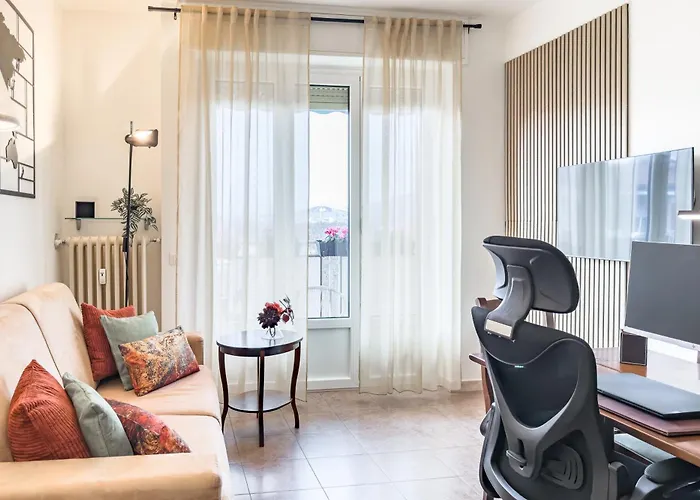 Citylife Penthouse -Terrace, Piano, Gym - Mico Metro - Su Scannu דירה מילאנו