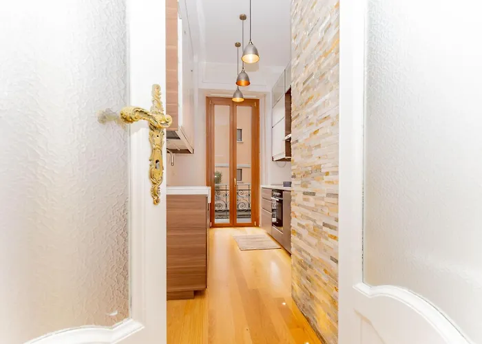 Velvet & Marble - Stylish Luxury Center * 米兰