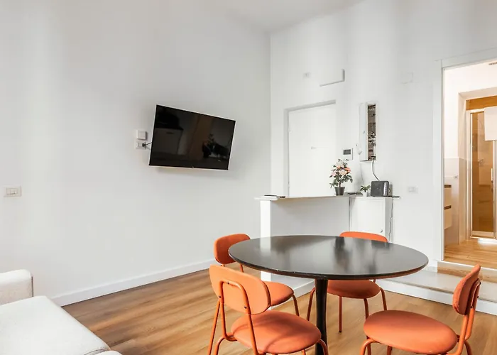 Citylife, Metro A 3 Min, 4 Posti, Comfort Wi-fi شقة *