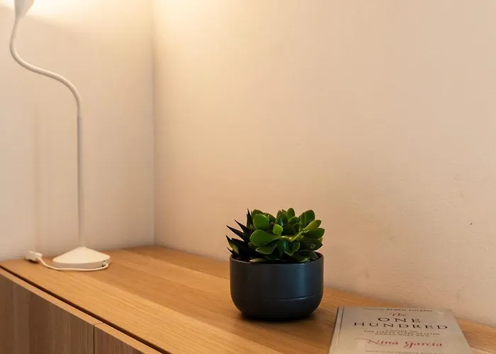 Youhosty-mezzofanti 24 Appartement *