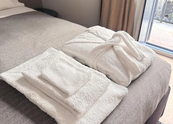 Brera Elegant Steps From Duomo, Montenapoleone, Design & Fashion Week * Milan