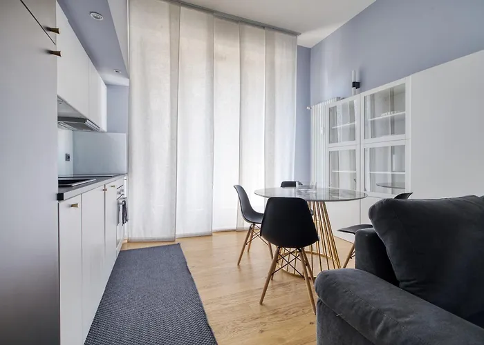 Just Urban Stays - Chic & Stylish Apt In City Center - 1 Min M2 Metro Milan