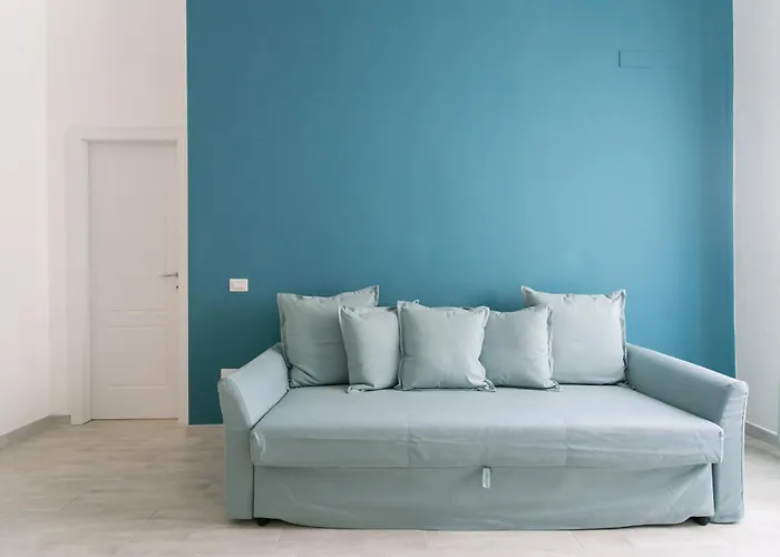 Italianflat - Blue In The Sky Milan