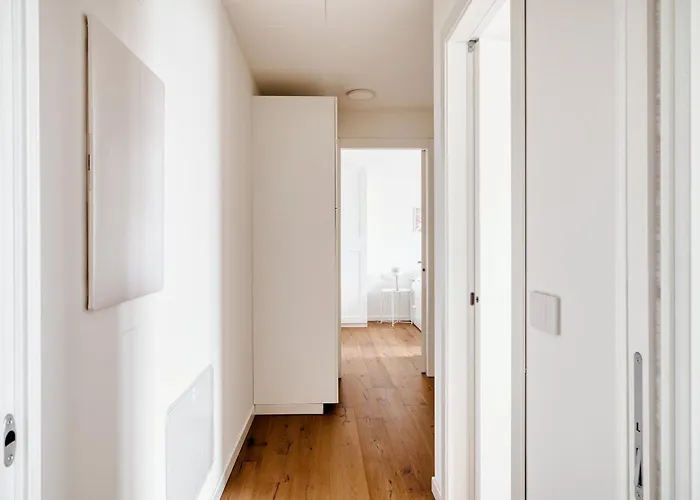 Lejlighed Just Urban - Bright 2br With Terrace 10 Min M4 To Duomo *