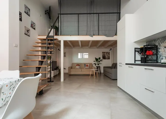 Guesthost - Affori Cozy Flat Milan