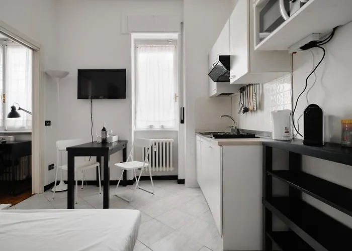 Cozy Flat - Bicocca Apartamento Milão