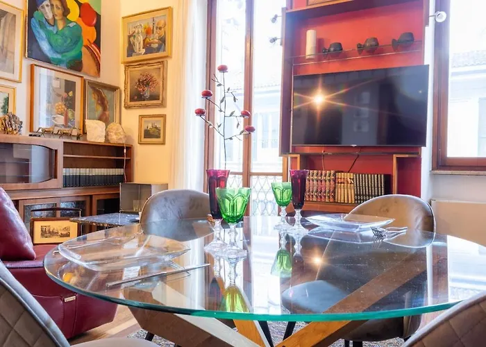 Host4u - La Scala At Palazzo Dell'orso In Center Apartamento