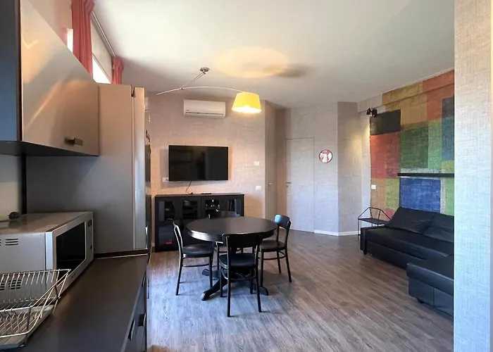 Apartment Grazioso Zona Mecenate - S.giulia