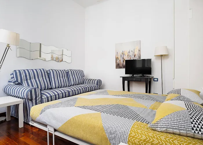 Apartman Nuovo - Stazione 50m - 3 Posti Letto *