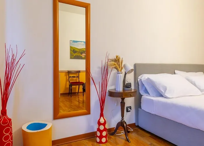 - Spacious And Bright Apartment, Elegant Area Apartmán *