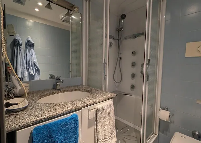 Ampio Trilocale Nel Cuore Di - 97mq Di Comfort * Milánó