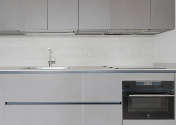 Guesthost - Lambrate Modern Flat With Terrace * 밀라노
