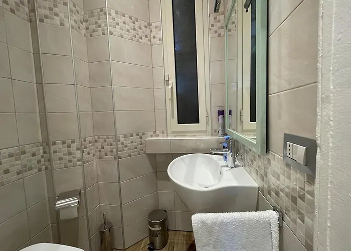 New One-bedroom With Terrace In The Nolo Area, Metro 1 Rovereto Stop Apartmán *