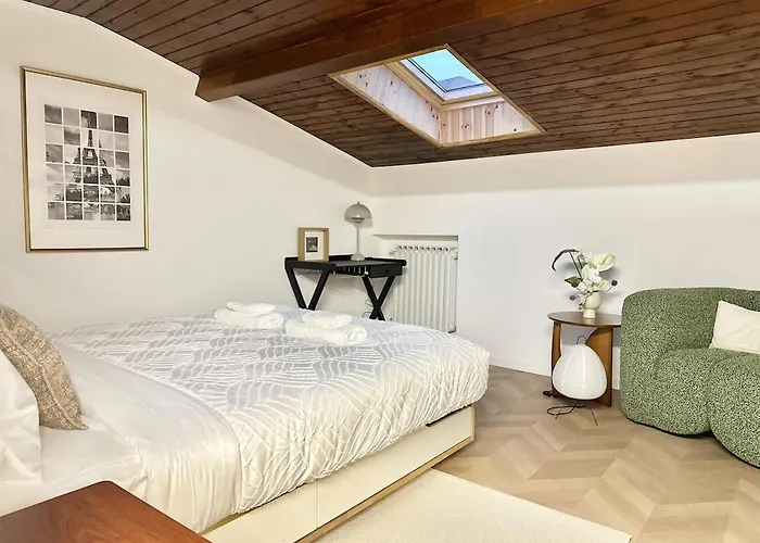 Designer Loft In Milan, Istria Subway Exit, Convenient Transportation * Milán