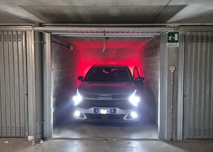 Casa Enea Luxury House - Bocconi Navigli - Private Parking Apartmán Milán
