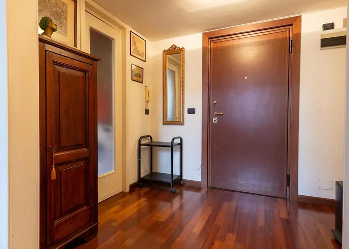 Apartamento Host4u - La Scala At Palazzo Dell'orso In Center *
