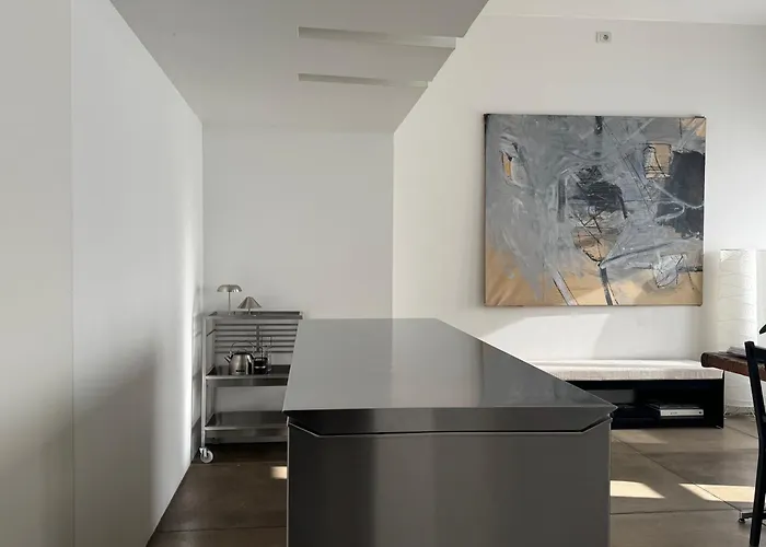 Urban Retreat Minutes Away From Duomo Cathedral Appartement