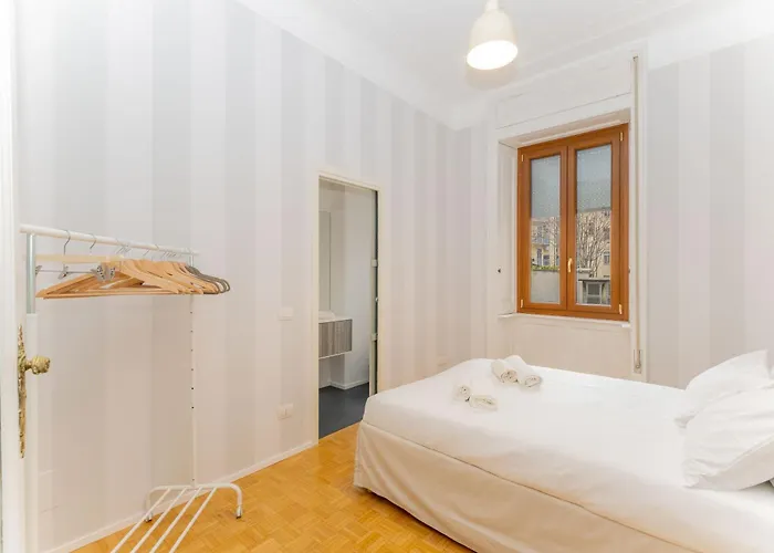 Velvet & Marble - Stylish Luxury Center