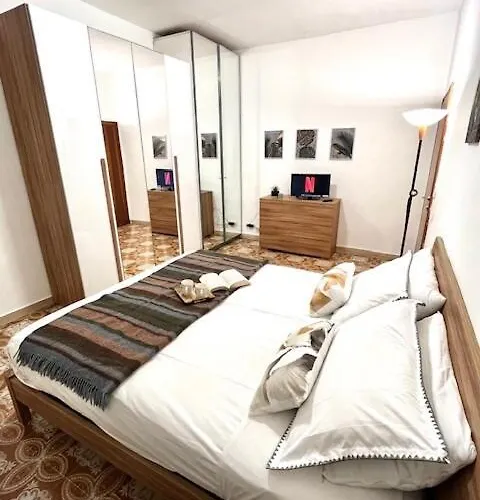 شقة Casacarmela 7Min Linate 4Min Unipol Arena-Near Station & Fast Wifi-Tram Diretto Per Il Duomo