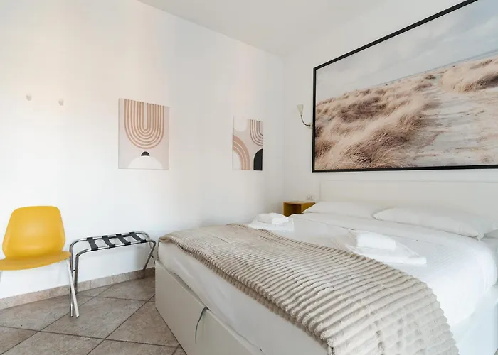 Guesthost - Comfy Near Pasteur M1 Apartament
