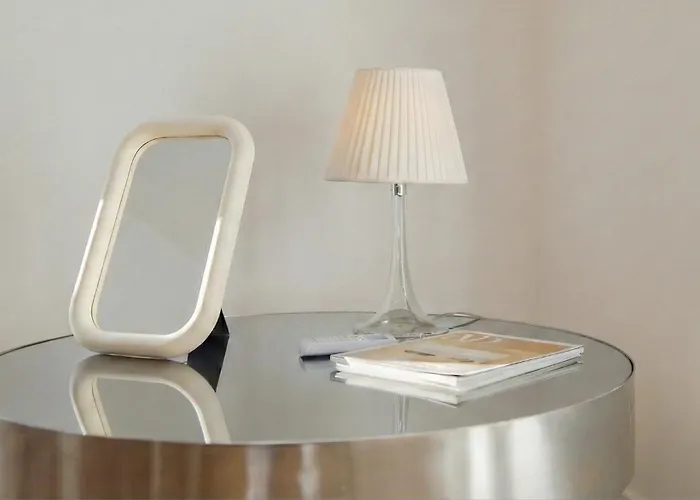 Modern One-bedroom With Terrace - Naviglio Martesana Διαμέρισμα *