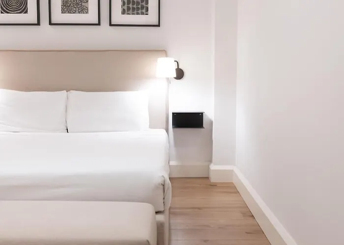 Apartment Elegante E Raffinato Bilocale G In Piazza Affari *