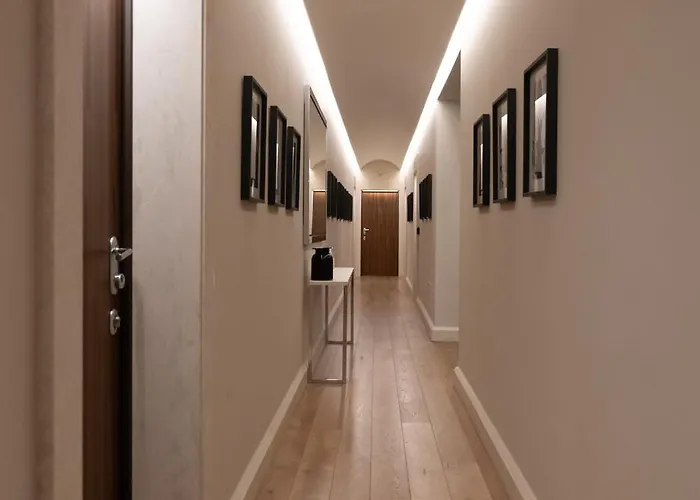 Elegante E Raffinato Bilocale B In Piazza Affari Apartamento *