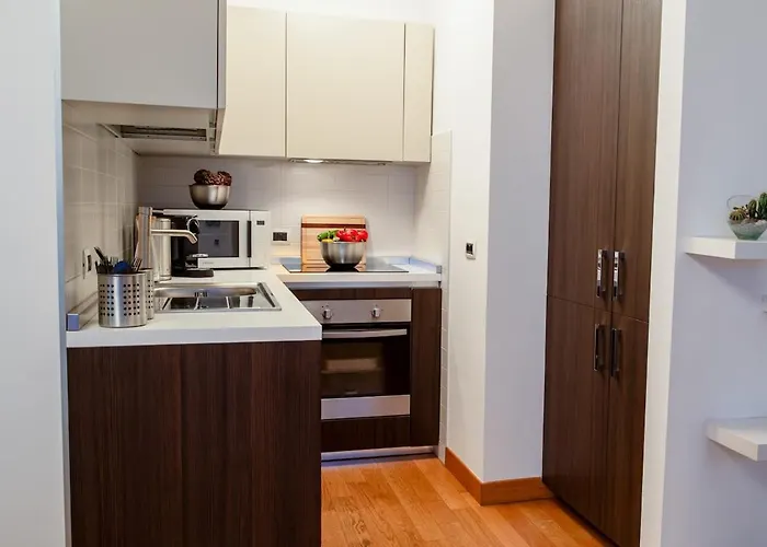 One-bedroom Unit G With Park View