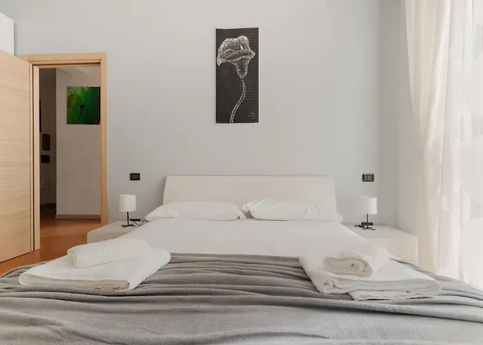 Guesthost - De Angeli Elegant ميلان