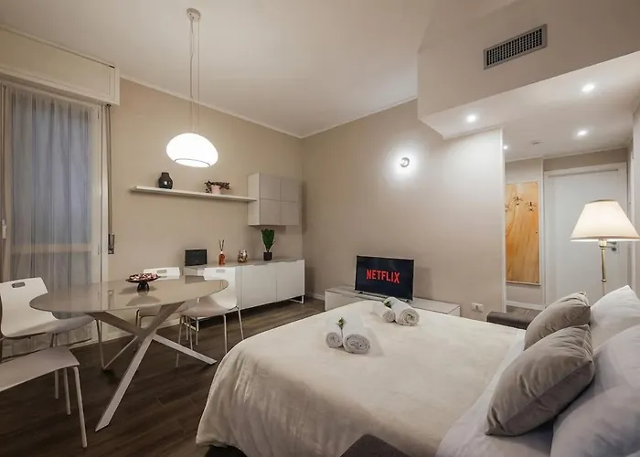 Modern Three Near The Metro Ac - Wifi 아파트