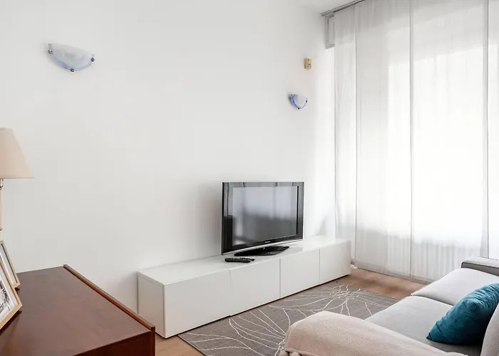 San Siro Luxury With Garage Апартаменты