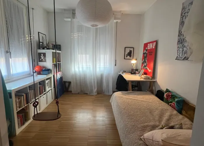 Romana * Milan