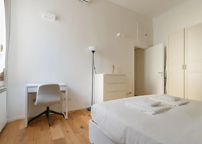 Guesthost - M5 Isola Cozy *