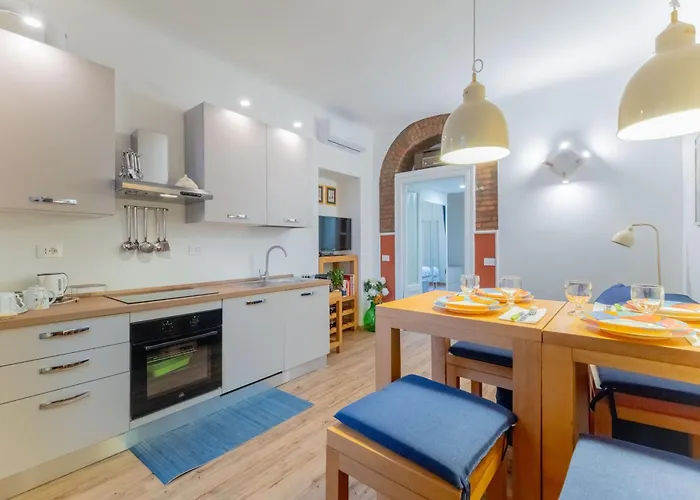 Chic Retreat - New Bright Апартаменты *