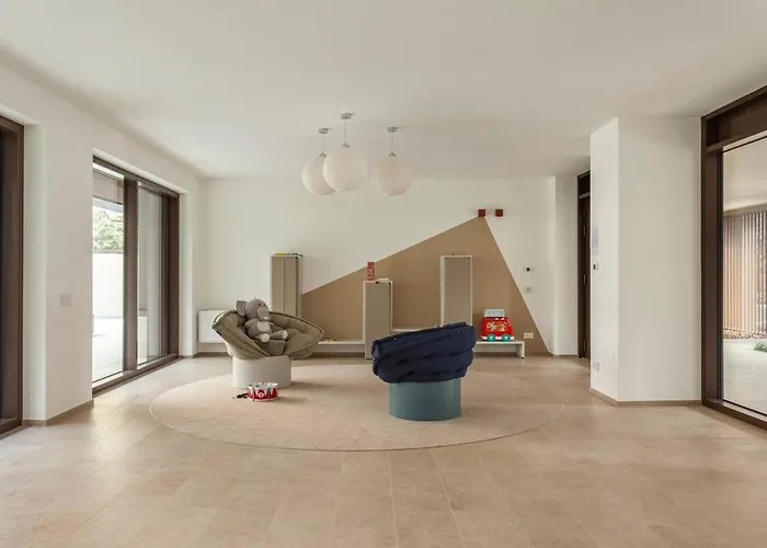Luxury With Gym Near Citylife Metro Portello Apartmán