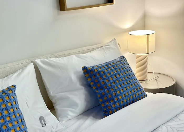 Designer Loft In Milan, Istria Subway Exit, Convenient Transportation Milán