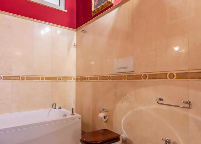 Apartmán Pianob Duomo - Spacious 2br For 8 In *