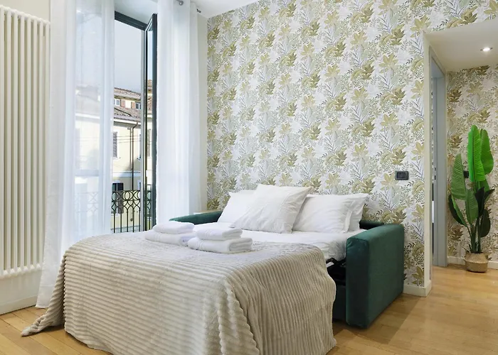 Hl Collection - Heart Of Fashion District Milan