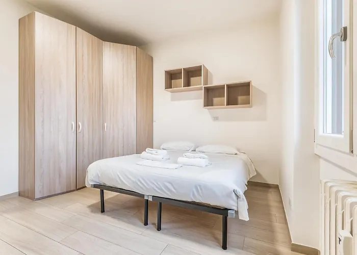 Via Valsesia 4 Pax Wi-fi Apartment *