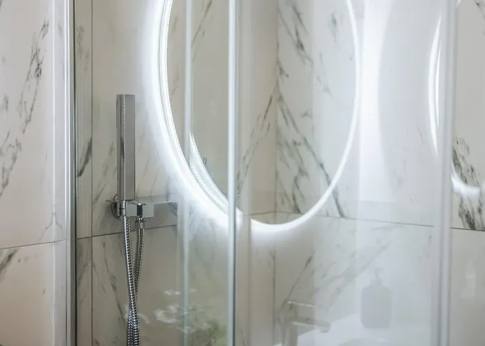 Tolstoj 1, Superior By Smartstay - Via Tortona, M4, Navigli *