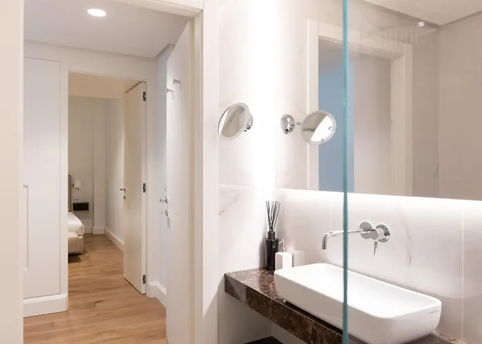 Apartment Elegante E Raffinato Bilocale G In Piazza Affari *