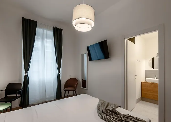 Stayeasy Station - Cozy 3 Bedrooms 3 Baths Lejlighed Milano