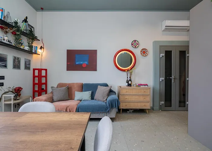 Design Canal Navigli View *