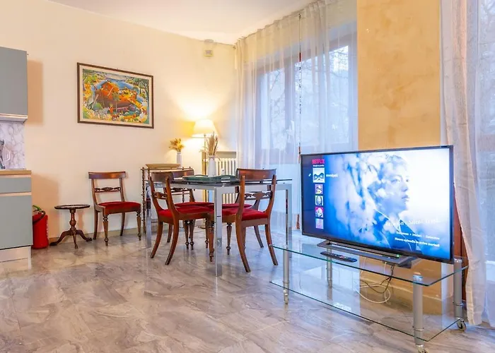 Apartmán - Spacious And Bright Apartment, Elegant Area *