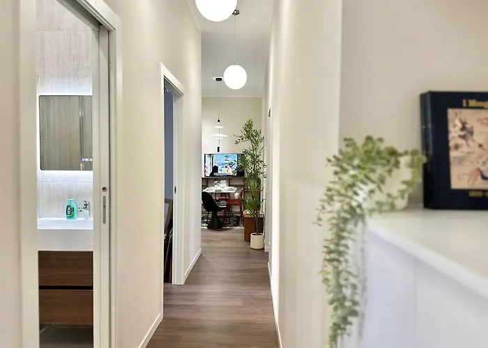 Designer Apartment, Entire Home, 2 Bathrooms, For Families, Groups Apartmán *