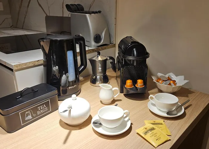 Brera Exclusive - New With Terrace, Near Parking Milão