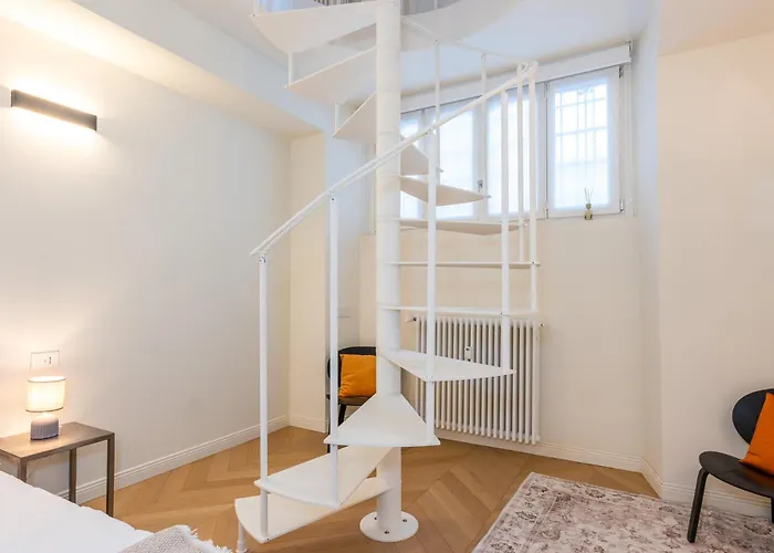 Elegant Duplex With Modern Design In Apartman *